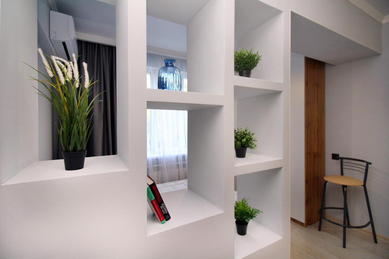 Cozy Studio In The Best Area! 4 Алма Ата Екстериор снимка