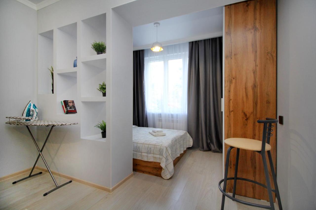 Cozy Studio In The Best Area! 4 Алма Ата Екстериор снимка